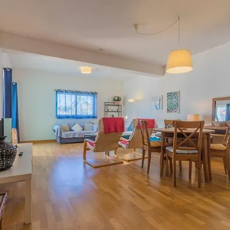 Lägenhetshotell Orada Turisticos - Marina De 4*